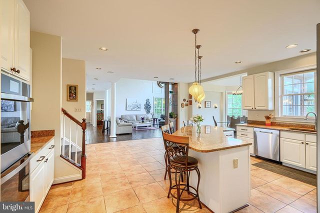 11766 CHAPEL ESTATES DR, Clarksville, MD 21029