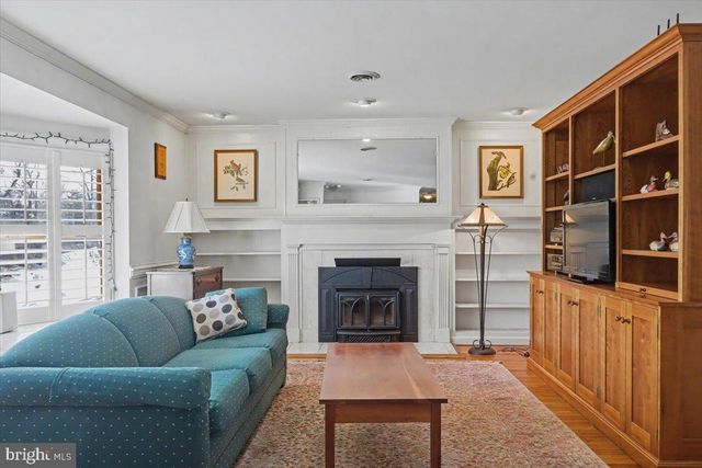 2085 YELLOW SPRINGS RD, Malvern, PA 19355