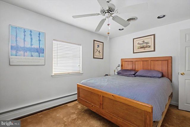 2085 YELLOW SPRINGS RD, Malvern, PA 19355