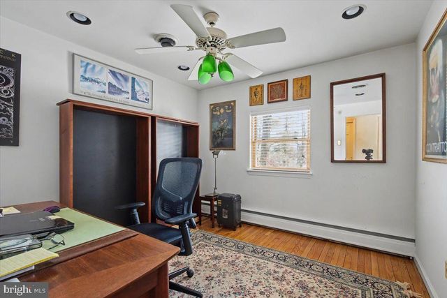 2085 YELLOW SPRINGS RD, Malvern, PA 19355