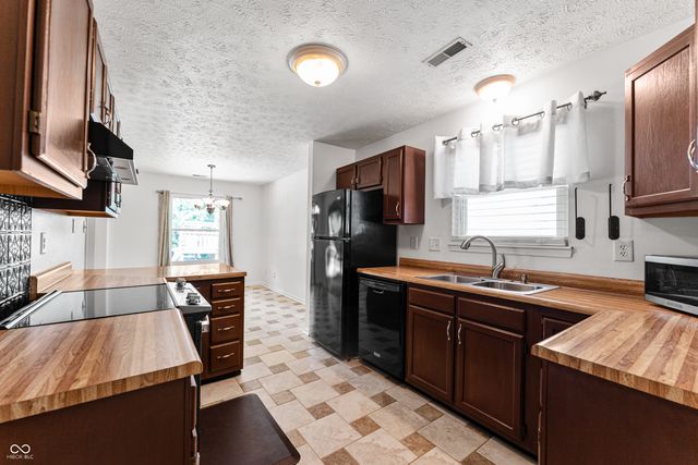 7236 Muirfield Place, Indianapolis, IN 46237
