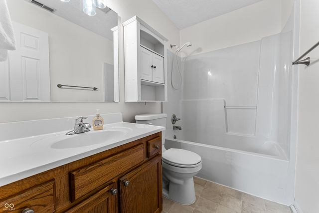 7236 Muirfield Place, Indianapolis, IN 46237