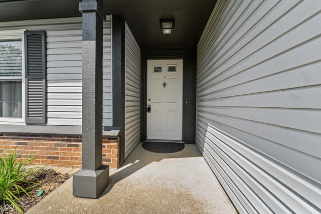 7236 Muirfield Place, Indianapolis, IN 46237