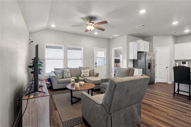 2641 Excelsior Blvd, Corpus Christi, TX 78415