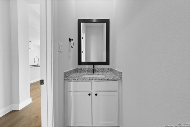 159 Azalea Alley, Castroville, TX 78009