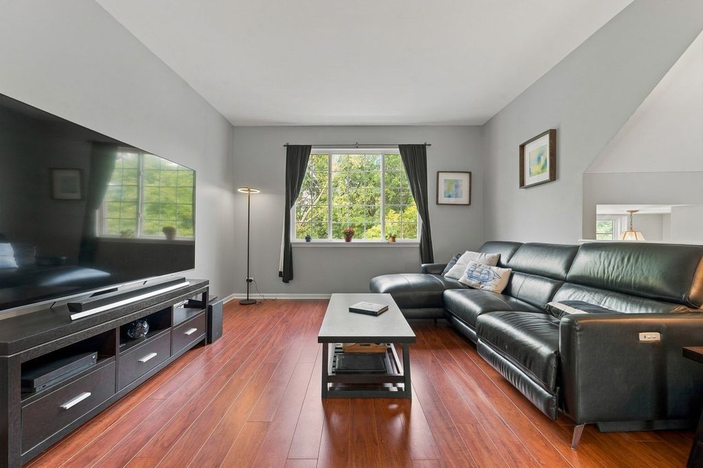 1002 Savoy Court, Elk Grove Village, IL 60007 — photo 4