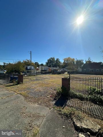 5927 CENTRAL AVE, Capitol Heights, MD 20743