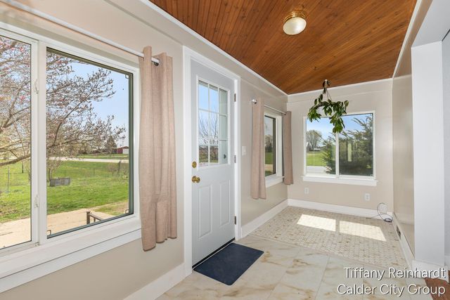 717 122nd Avenue, Shelbyville, MI 49344