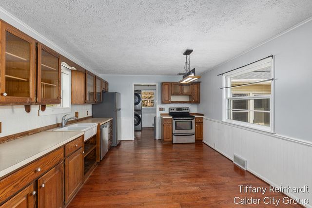 717 122nd Avenue, Shelbyville, MI 49344