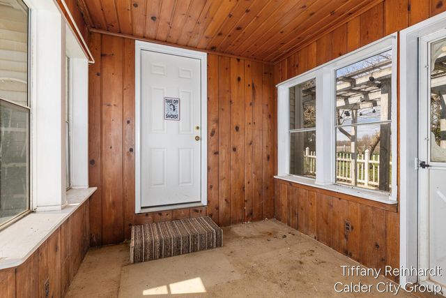 717 122nd Avenue, Shelbyville, MI 49344