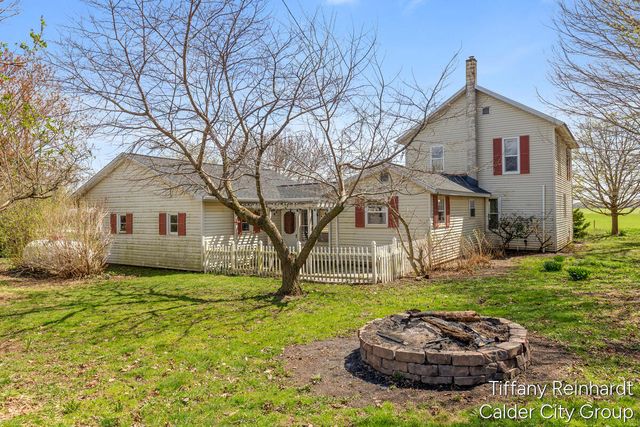 717 122nd Avenue, Shelbyville, MI 49344