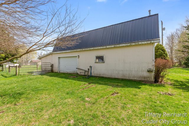717 122nd Avenue, Shelbyville, MI 49344