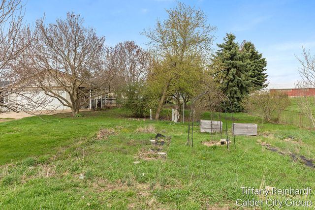 717 122nd Avenue, Shelbyville, MI 49344