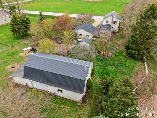 717 122nd Avenue, Shelbyville, MI 49344