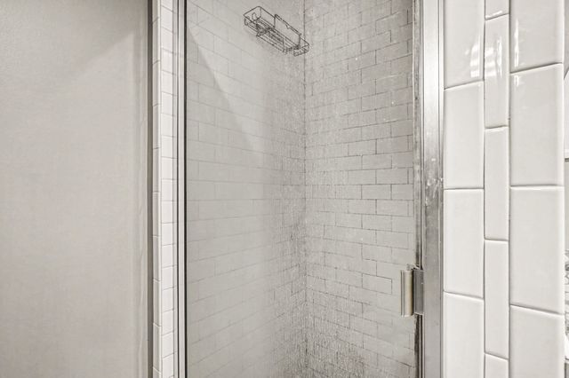 2202 Woodmont Dr, Springfield, TN 37172