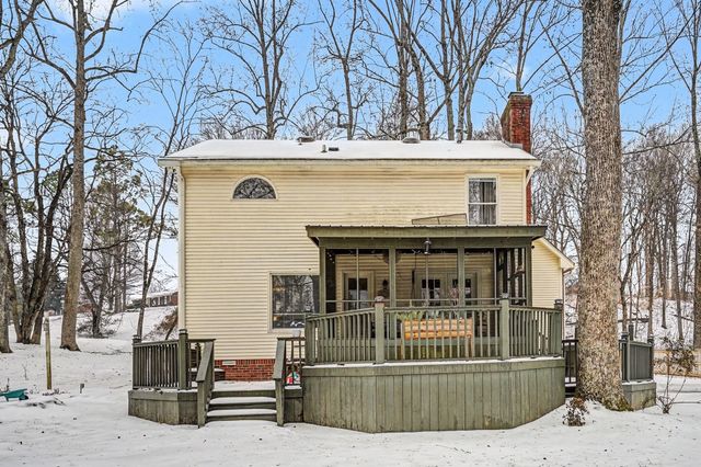 2202 Woodmont Dr, Springfield, TN 37172