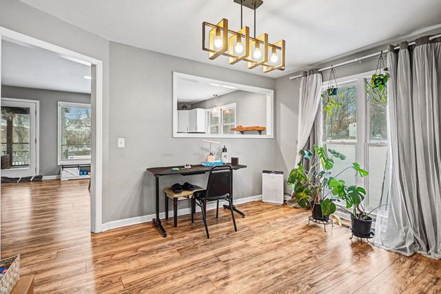 2202 Woodmont Dr, Springfield, TN 37172