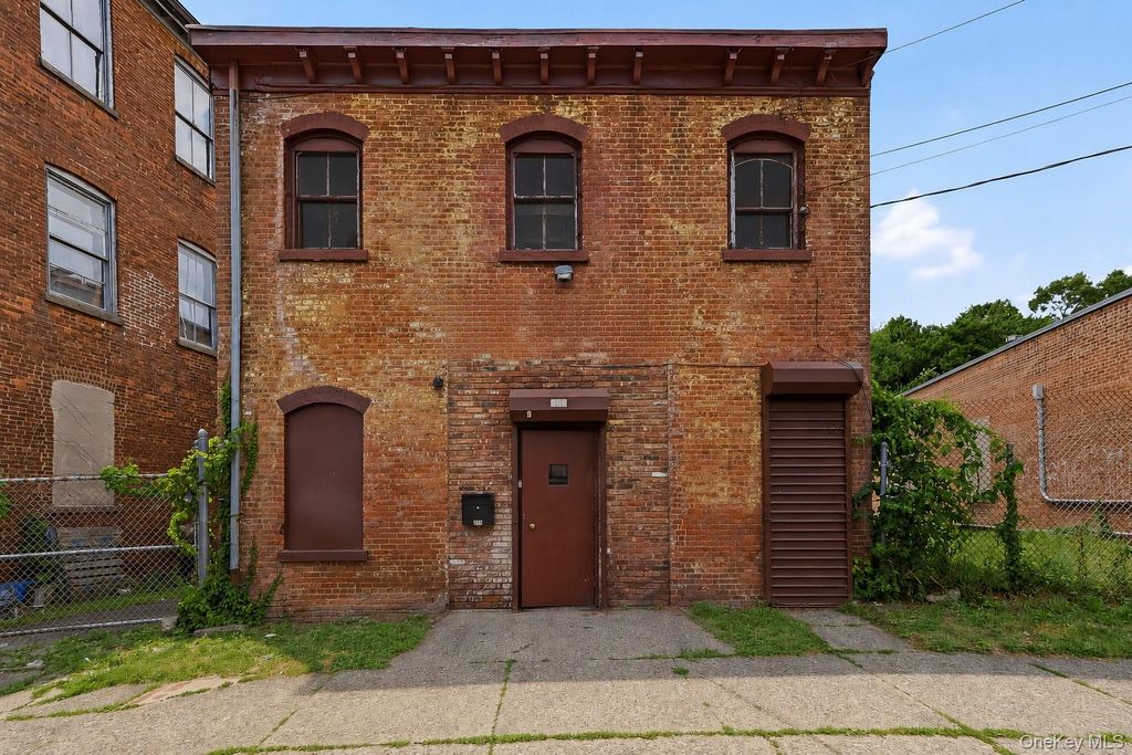 333-335 Liberty Street, Newburgh, NY 12550 — exterior