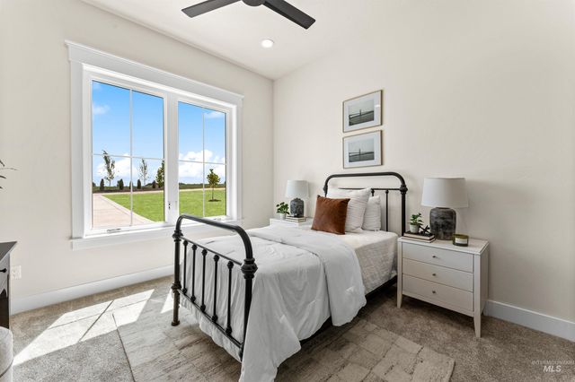 13350 Breezeview Ln, Caldwell, ID 83607