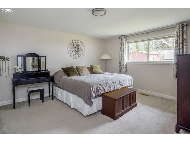 2520 Sw TOWLE Ave, Gresham, OR 97080