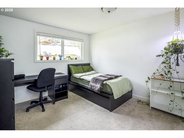 2520 Sw TOWLE Ave, Gresham, OR 97080