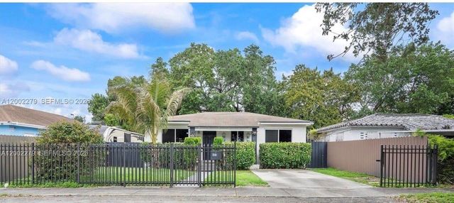 3249 NW 51st St, Miami, FL 33142