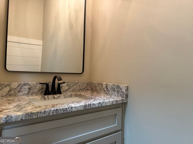 33 Wolf Creek CV, Lagrange, GA 30240