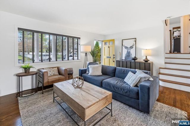 418 Fairfield Avenue, Ridgewood, NJ 07450