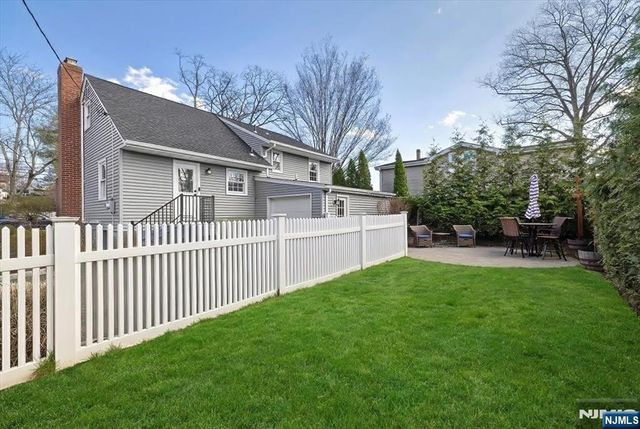 418 Fairfield Avenue, Ridgewood, NJ 07450