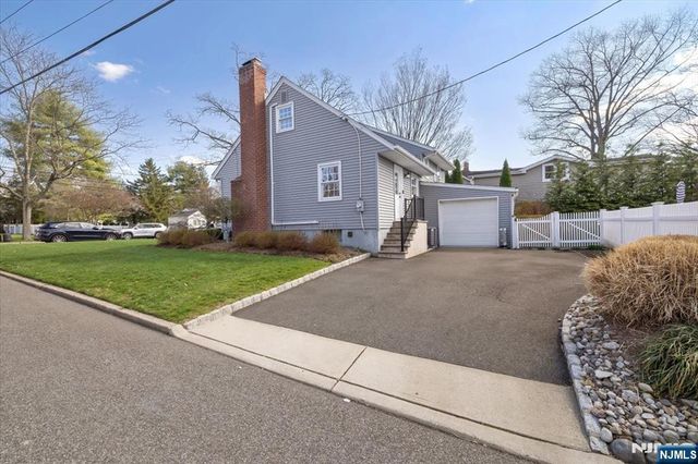 418 Fairfield Avenue, Ridgewood, NJ 07450