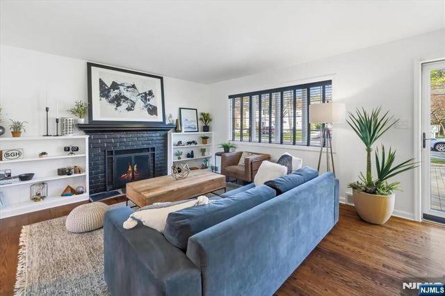 418 Fairfield Avenue, Ridgewood, NJ 07450