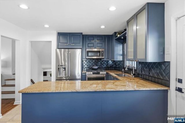 418 Fairfield Avenue, Ridgewood, NJ 07450