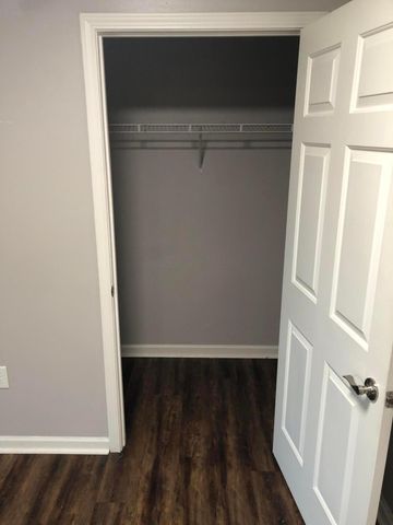 5536 Cedar, 5536A 5536A, Columbus, OH 43228