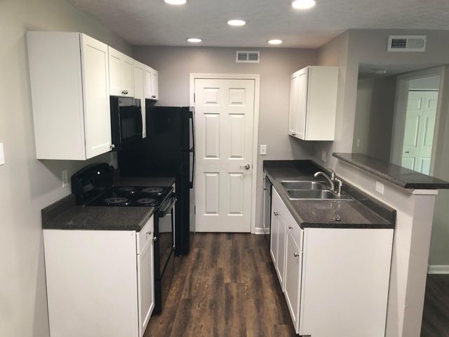 5536 Cedar, 5536A 5536A, Columbus, OH 43228