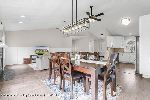 10114 Roblyn Circle, Dimondale, MI 48821