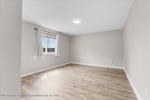 10114 Roblyn Circle, Dimondale, MI 48821