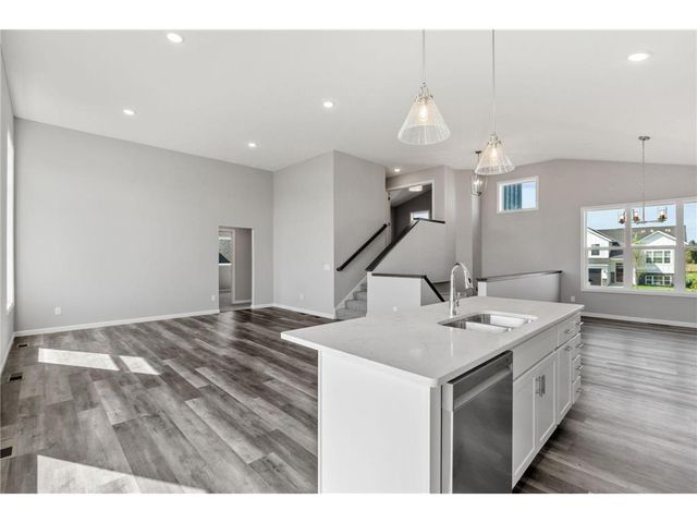 987 Willow Glen Avenue, Somerset, WI 54025