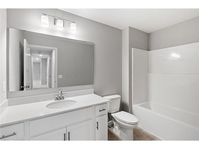 987 Willow Glen Avenue, Somerset, WI 54025