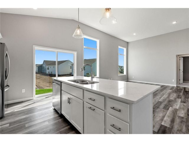 987 Willow Glen Avenue, Somerset, WI 54025