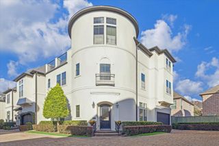 7835 Bobbitt Lane, Houston, TX 77055