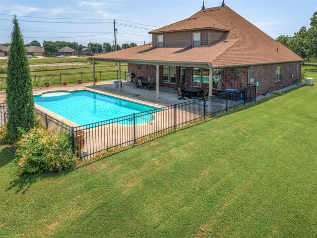 20211 E 41st Street S, Broken Arrow, OK 74014