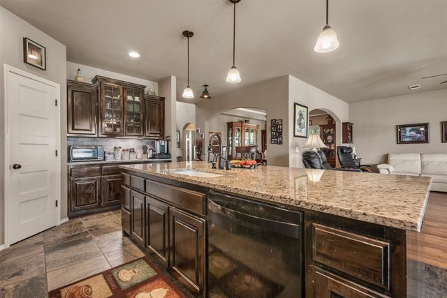 20211 E 41st Street S, Broken Arrow, OK 74014