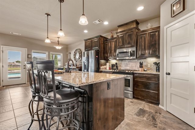 20211 E 41st Street S, Broken Arrow, OK 74014