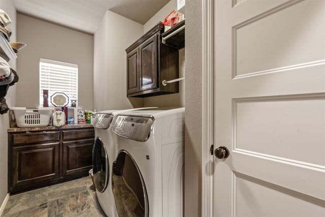 20211 E 41st Street S, Broken Arrow, OK 74014