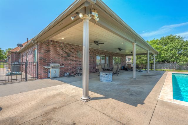 20211 E 41st Street S, Broken Arrow, OK 74014
