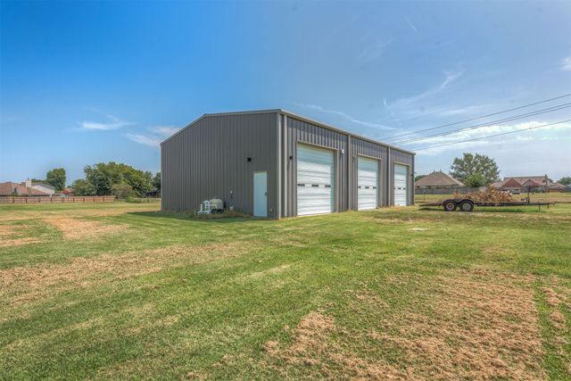 20211 E 41st Street S, Broken Arrow, OK 74014