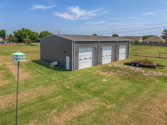 20211 E 41st Street S, Broken Arrow, OK 74014