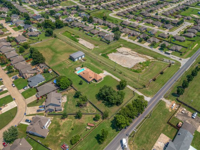 20211 E 41st Street S, Broken Arrow, OK 74014