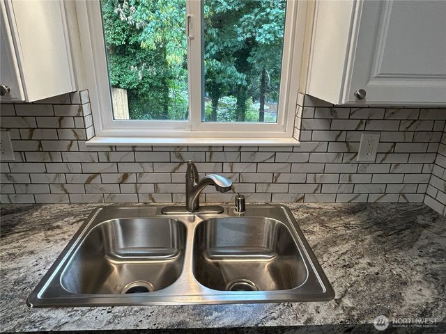 7812 Greenridge Street SW, Olympia, WA 98512