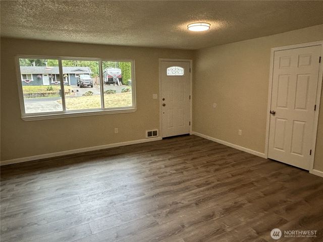7812 Greenridge Street SW, Olympia, WA 98512